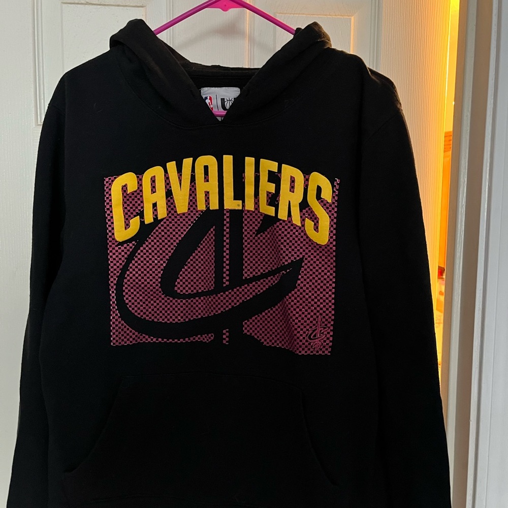 Mens Cleveland Cavaliers Hoodie. Size Large